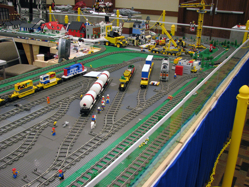 brickworldmichiana1792.jpg