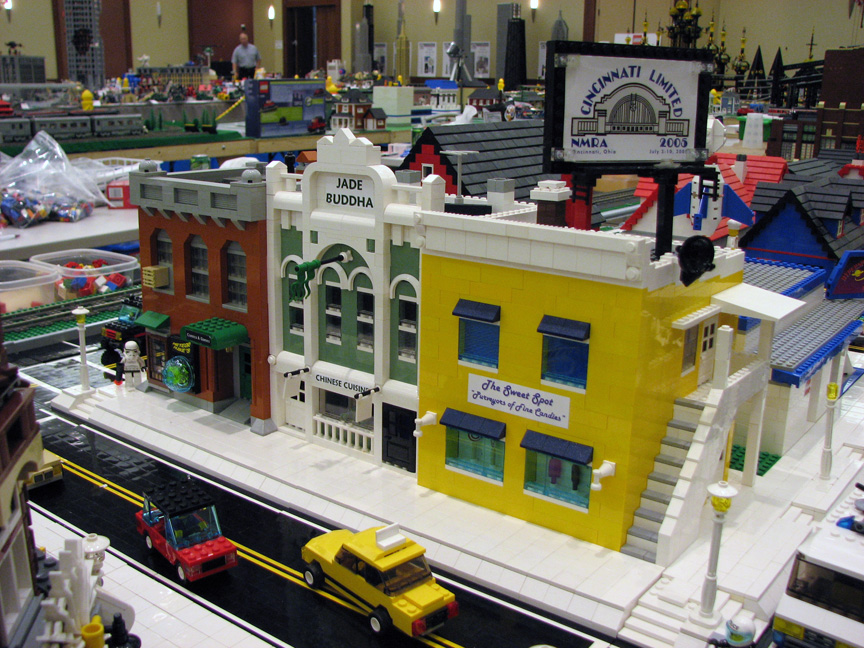 brickworldmichiana1795.jpg
