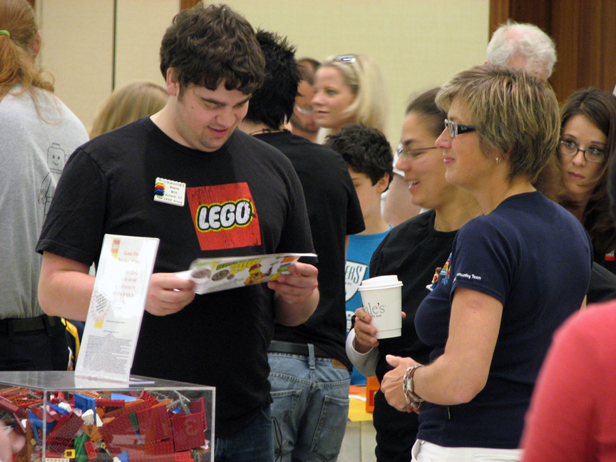 brickworldpeople2117.jpg