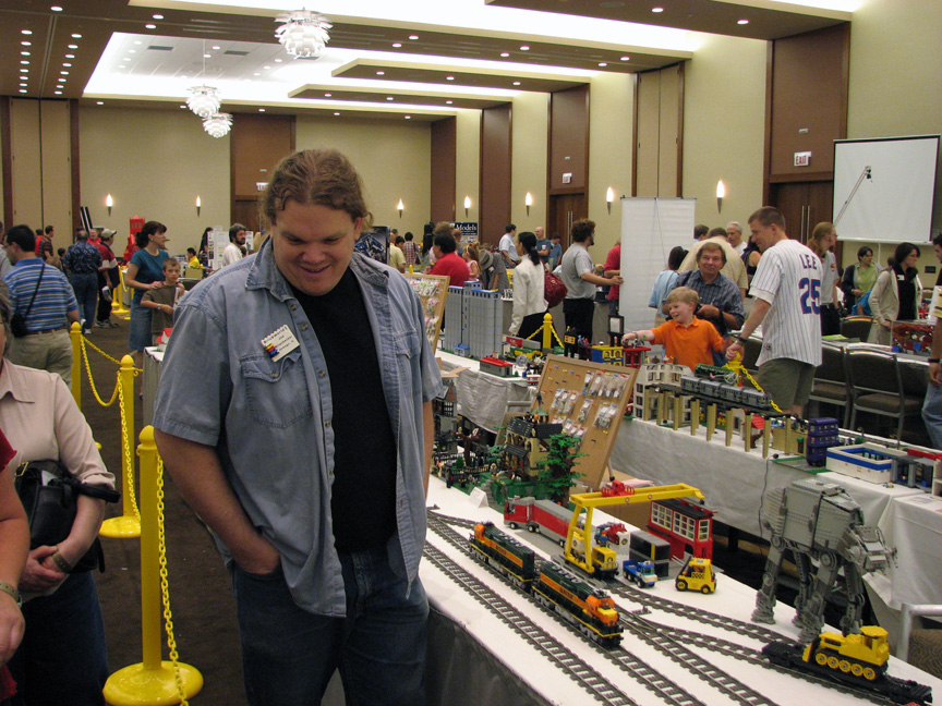brickworldpeople2121.jpg