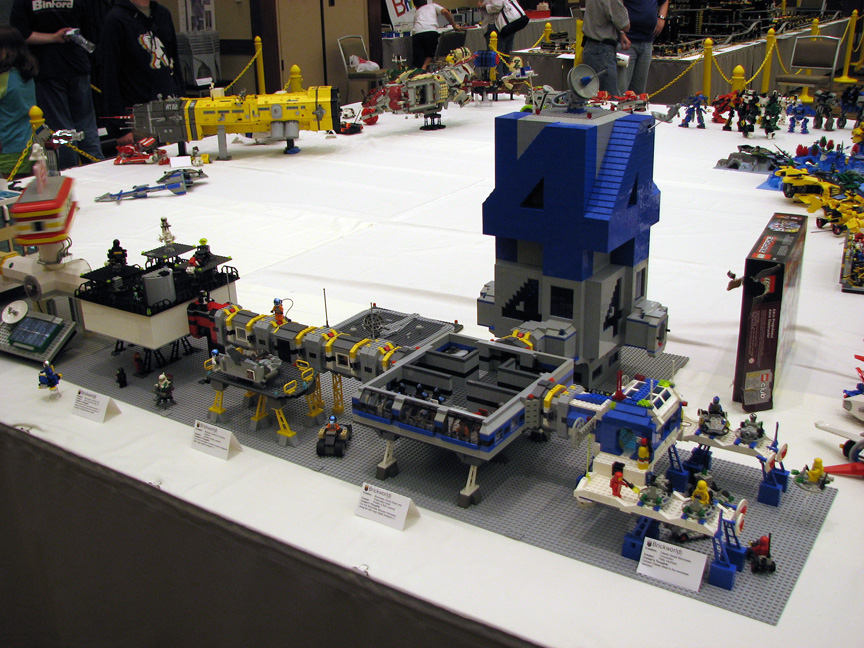 brickworldspace1512.jpg