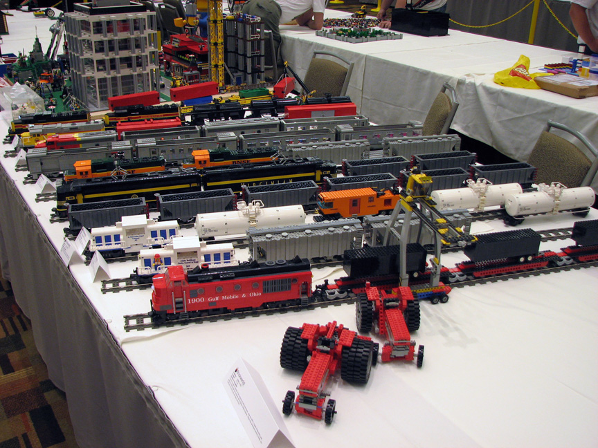 brickworldtrain1444.jpg