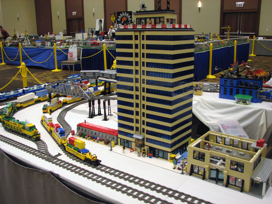 brickworldtrain1953.jpg