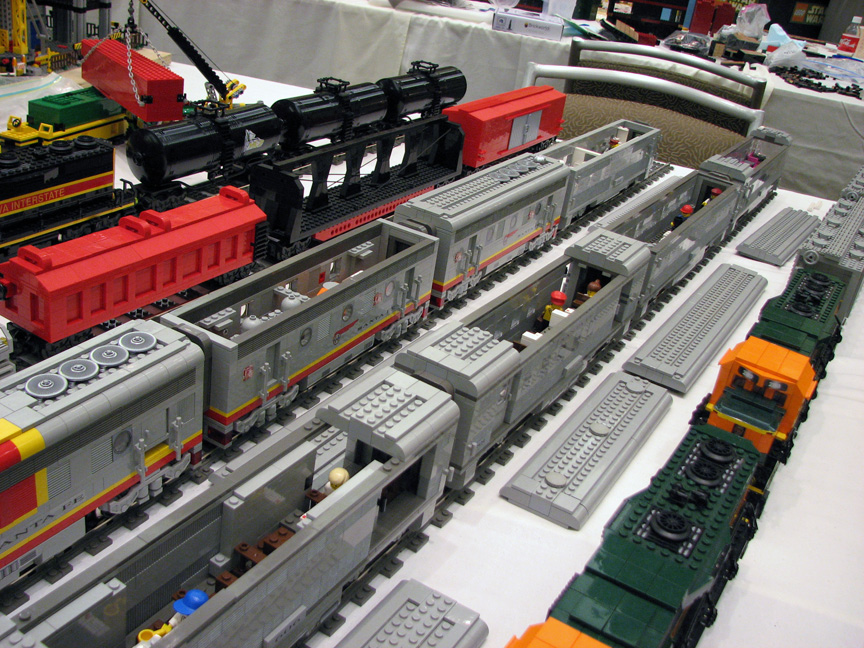 brickworldtrain2037.jpg