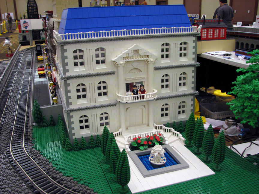 brickworldtc1972.jpg