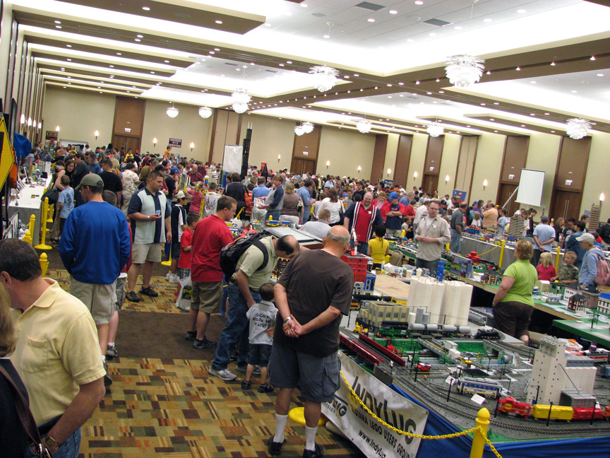 brickworld1527.jpg