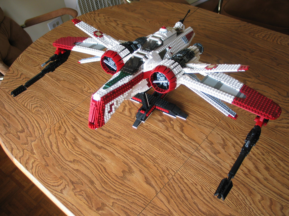 arctable01.jpg