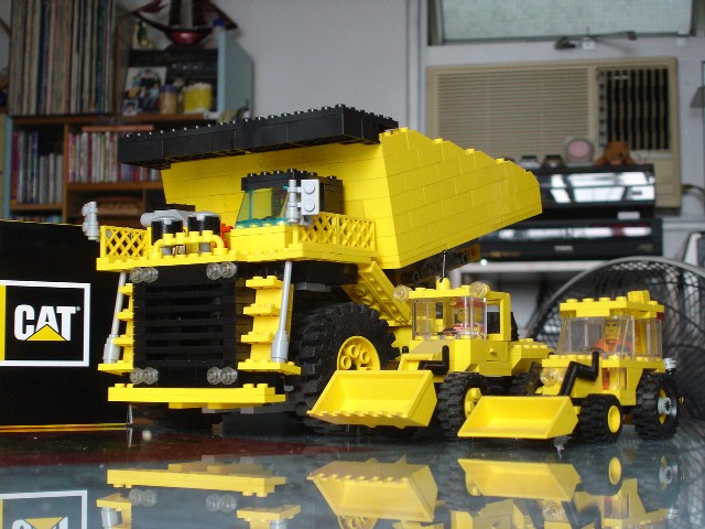 09_caterpillar.jpg