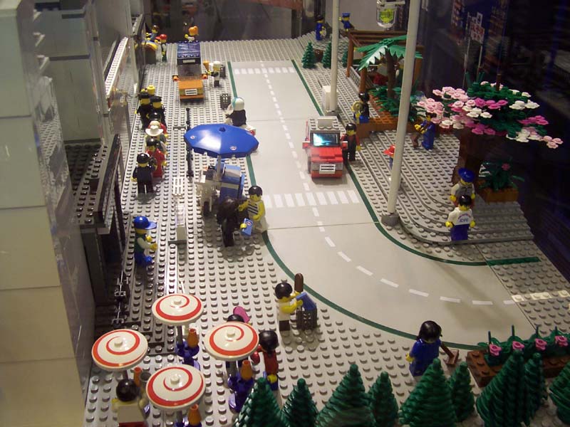 2004xmaslegoshow029.jpg