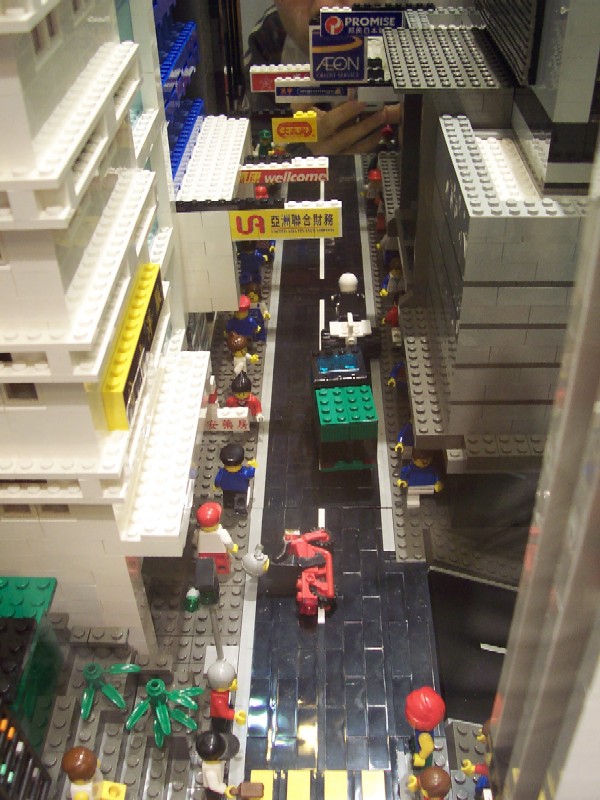 2004xmaslegoshow045.jpg