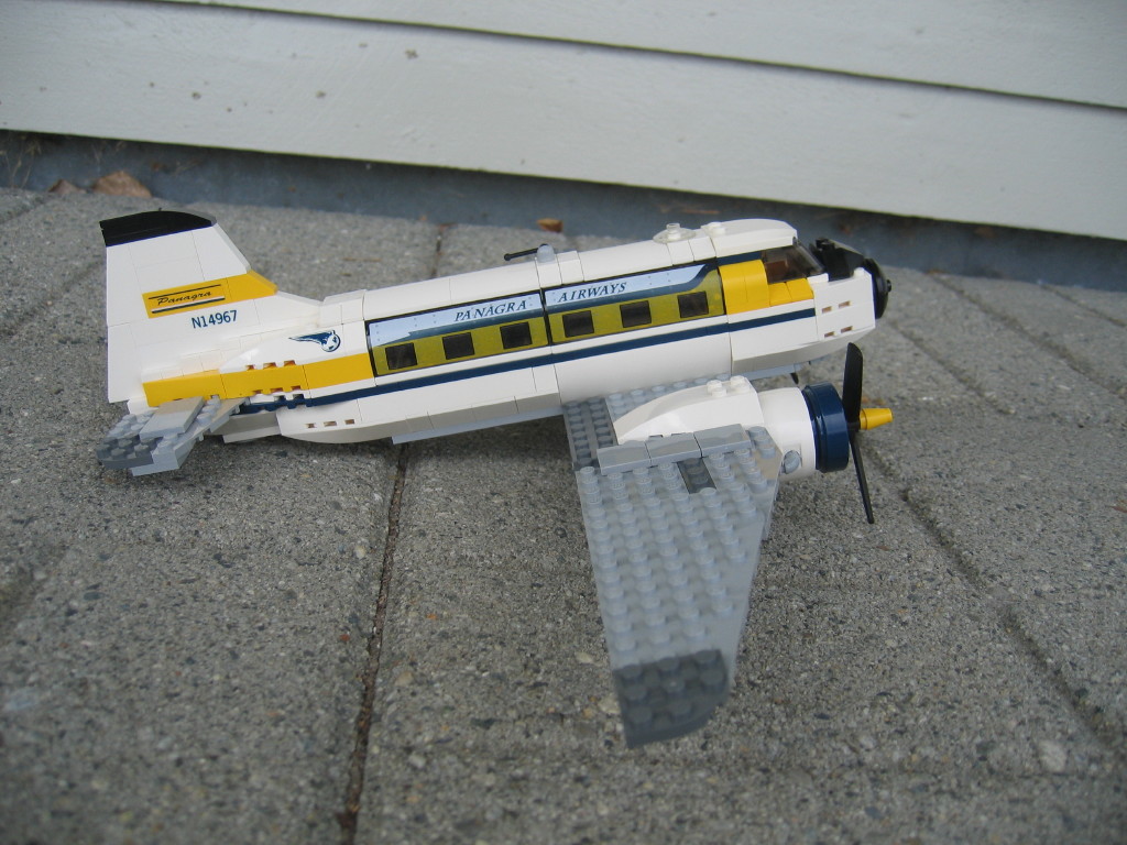006-airplaneside.jpg