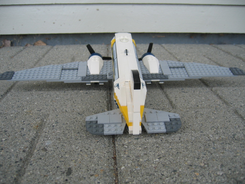 007-airplanerear.jpg