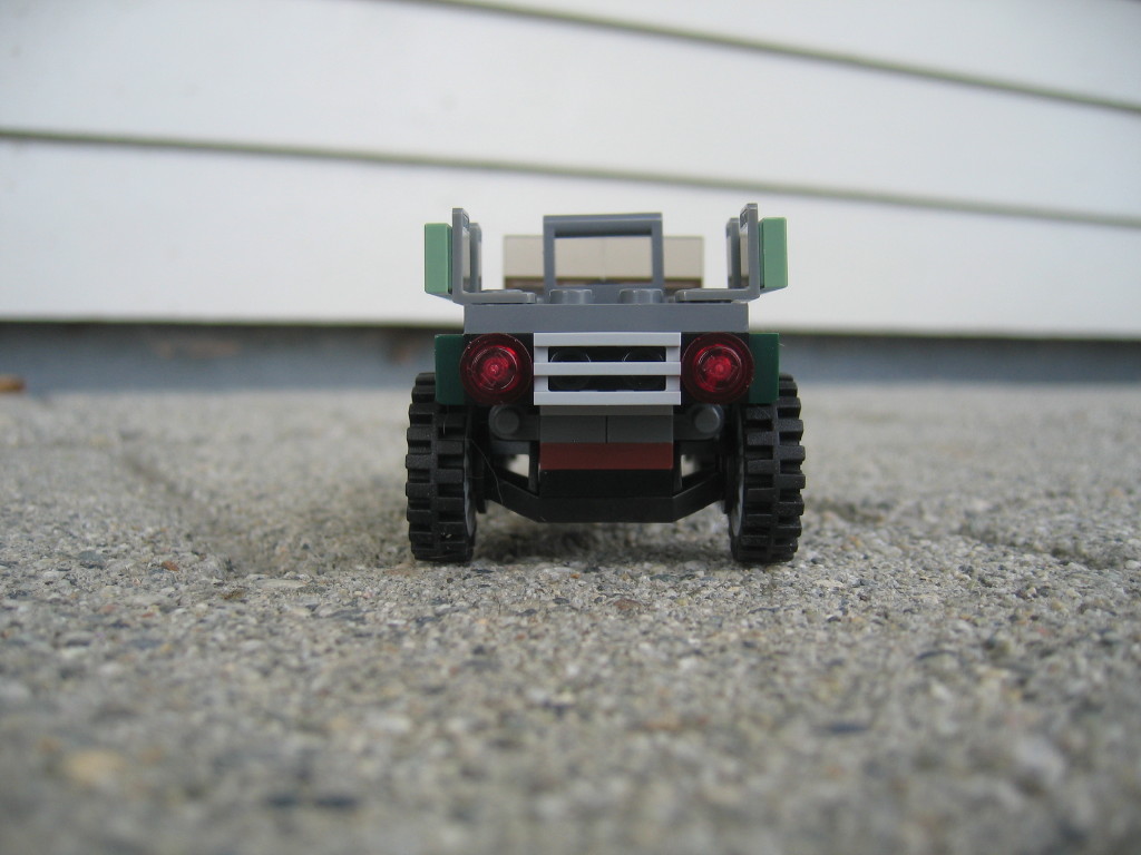 012-jeeprear.jpg