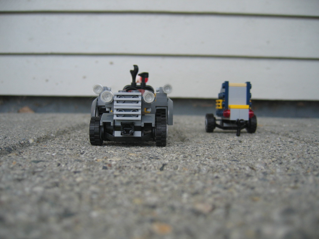 018-tracktorfront.jpg