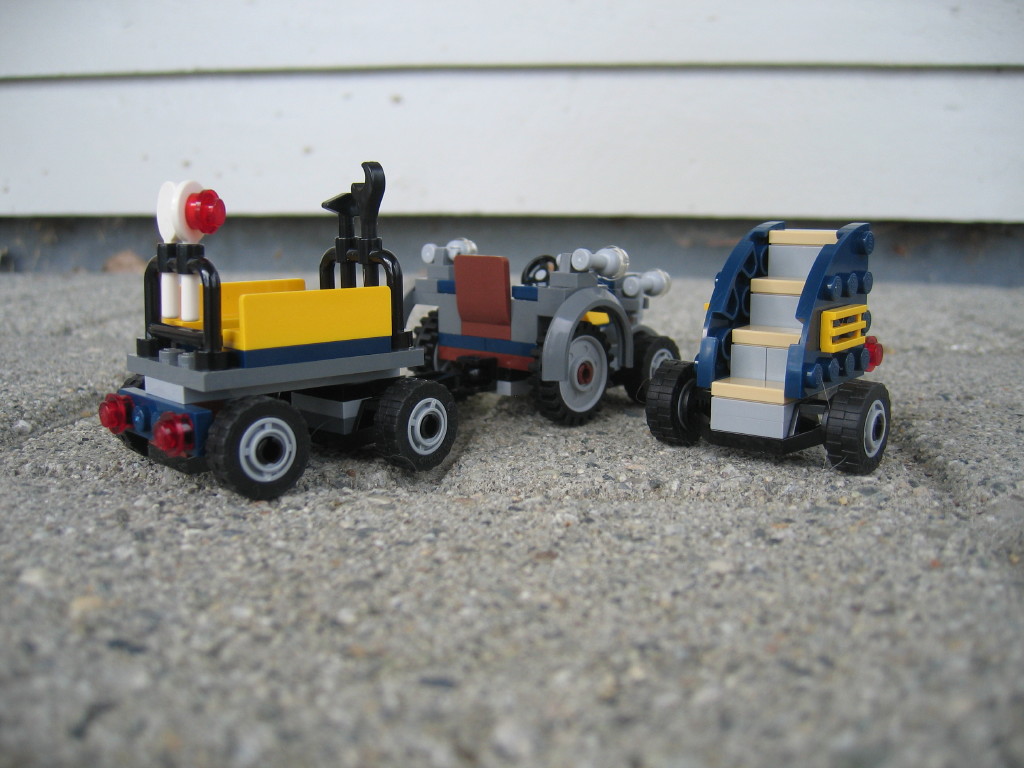 020-tracktorrearside.jpg