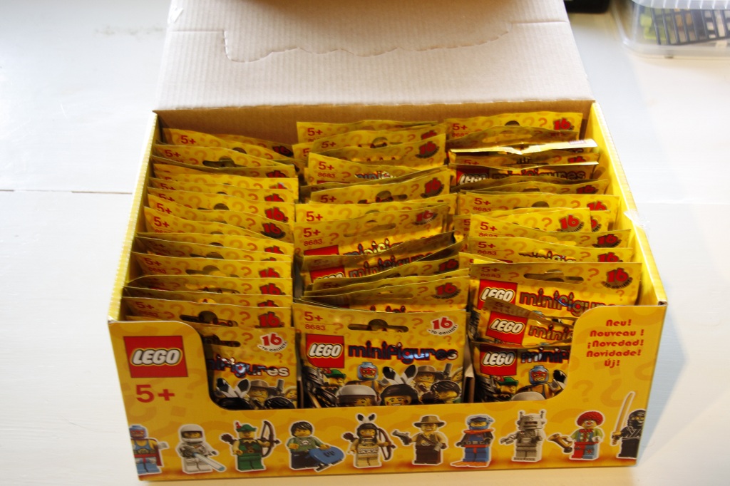 cm1-box-04.jpg