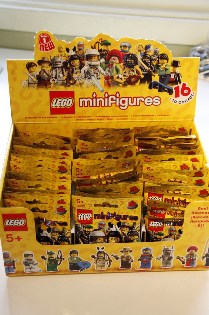cm1-box-05.jpg