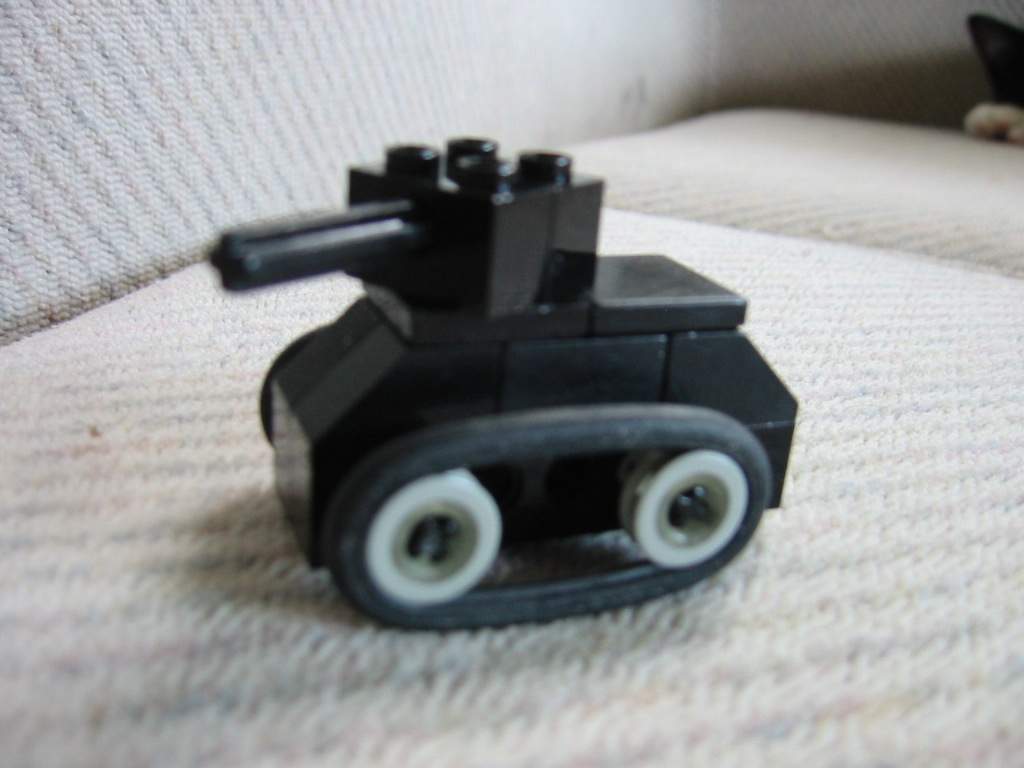 tanks_photo02.jpg