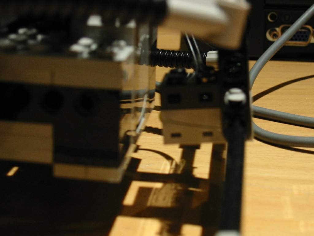 105-0527_img.jpg