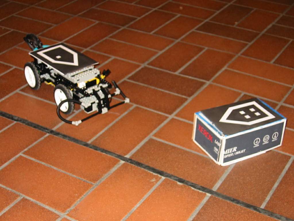 105-0530_img.jpg