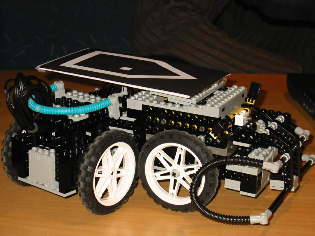 105-0549_img.jpg