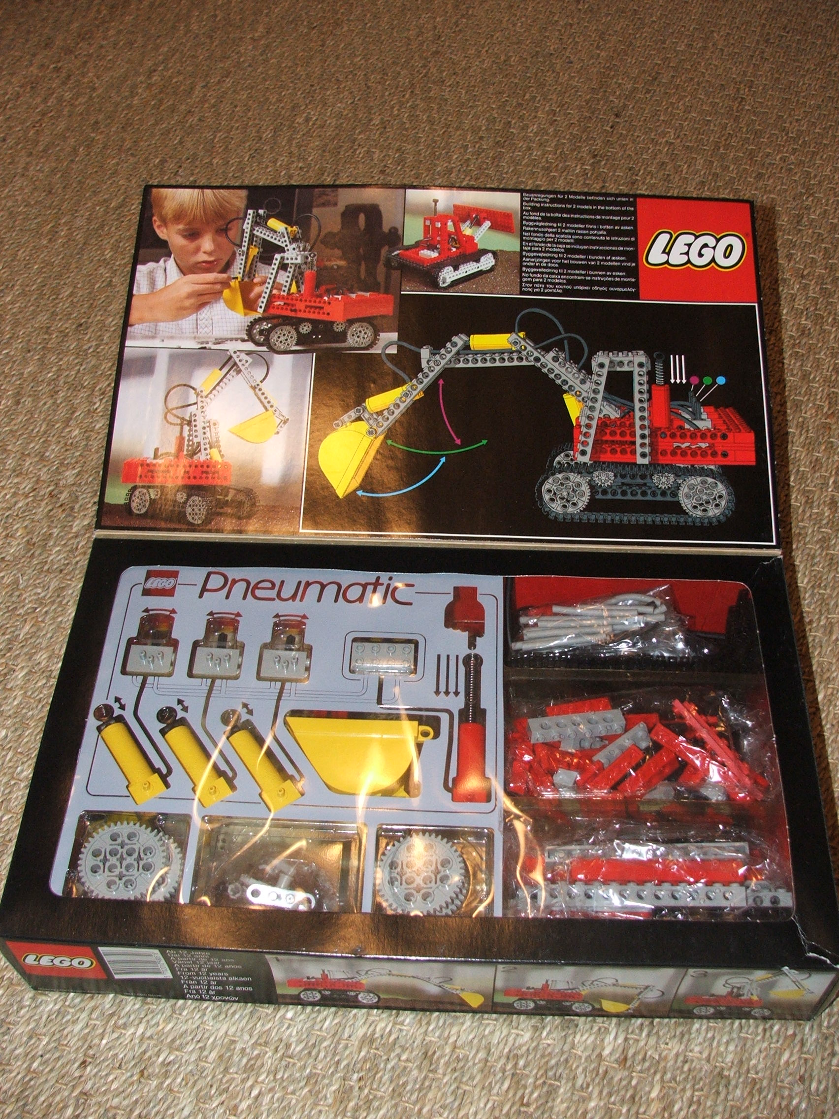 8851-2.jpg