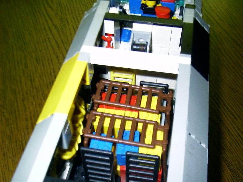 15cargo4.jpg