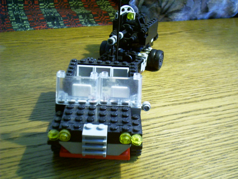 05jeepfront.jpg