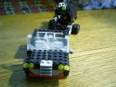 05jeepfront.jpg