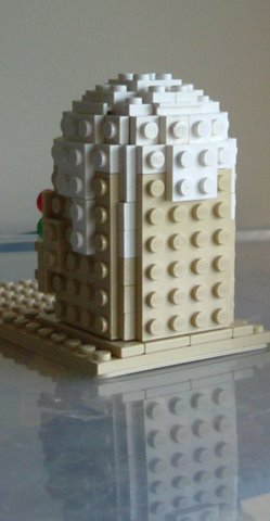 r2_kiosk_back.jpg