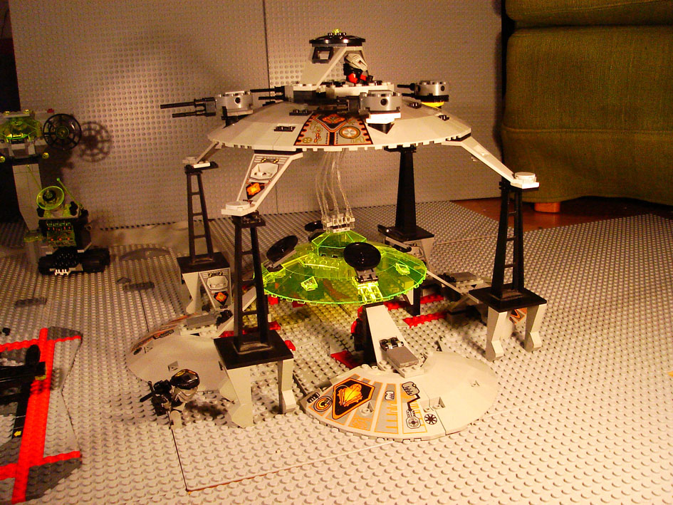 alienbase06.jpg