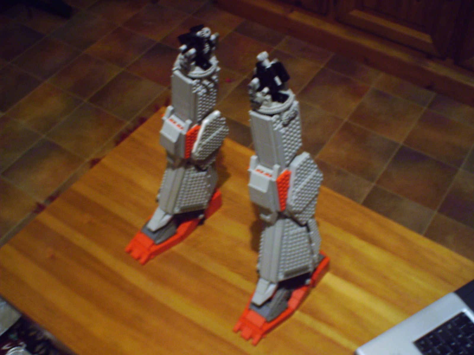 teknomeka_legs_imag0001x.jpg