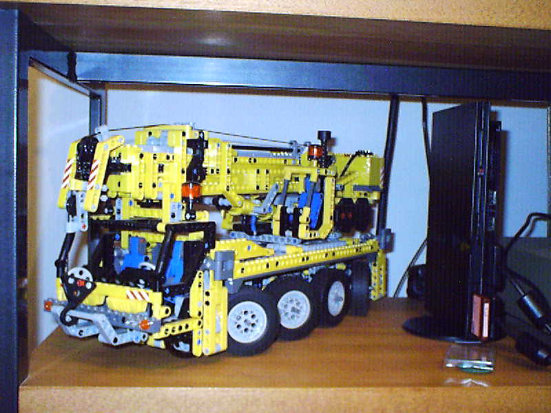 lego_crane_xxl.jpg