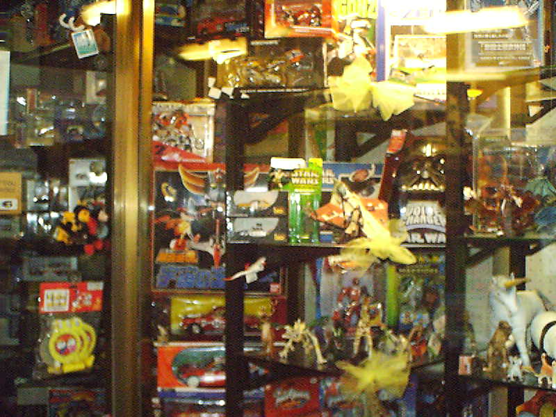 store_of_toys_montecatini.jpg