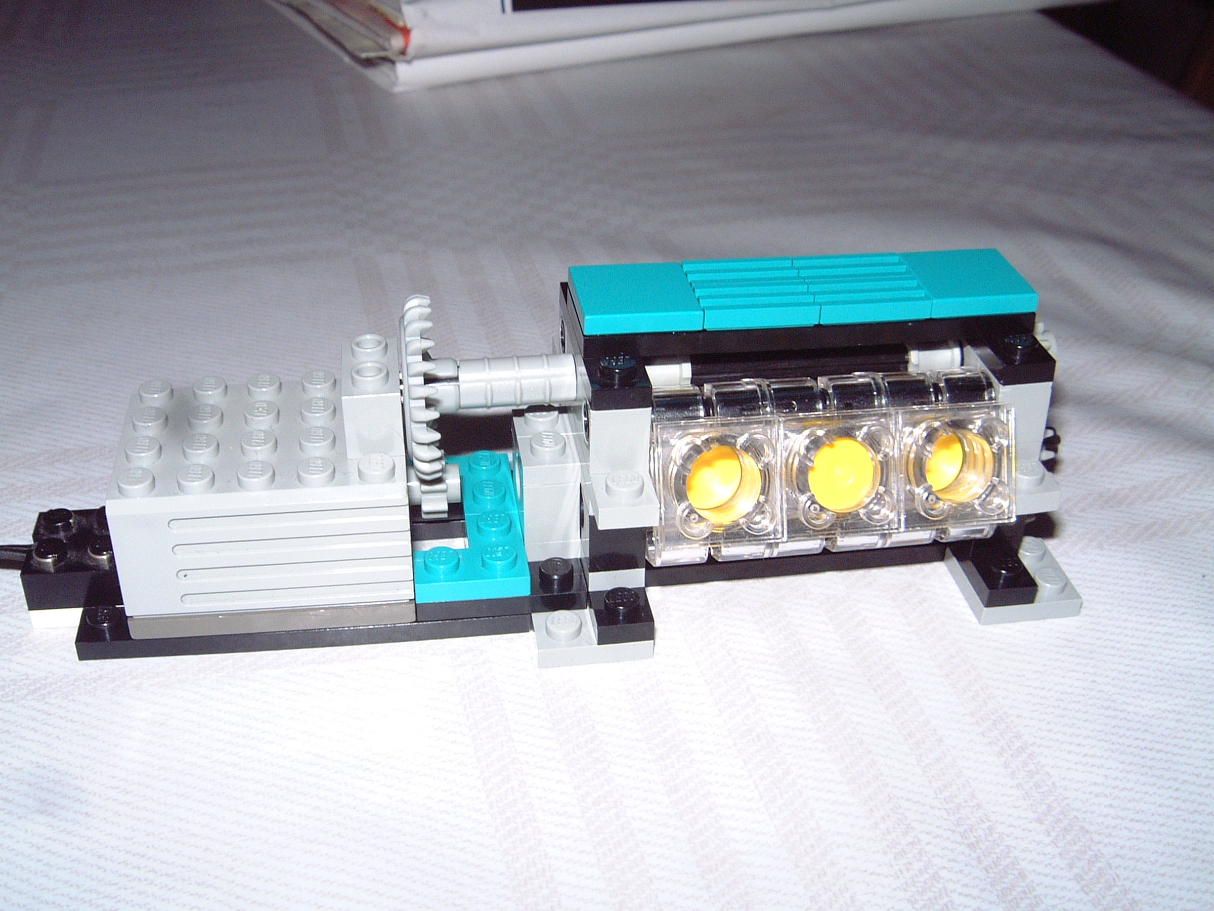 6-cyl_engine.jpg