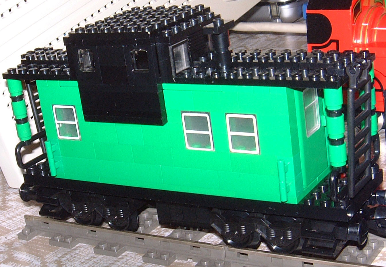 2-10183_caboose.jpg