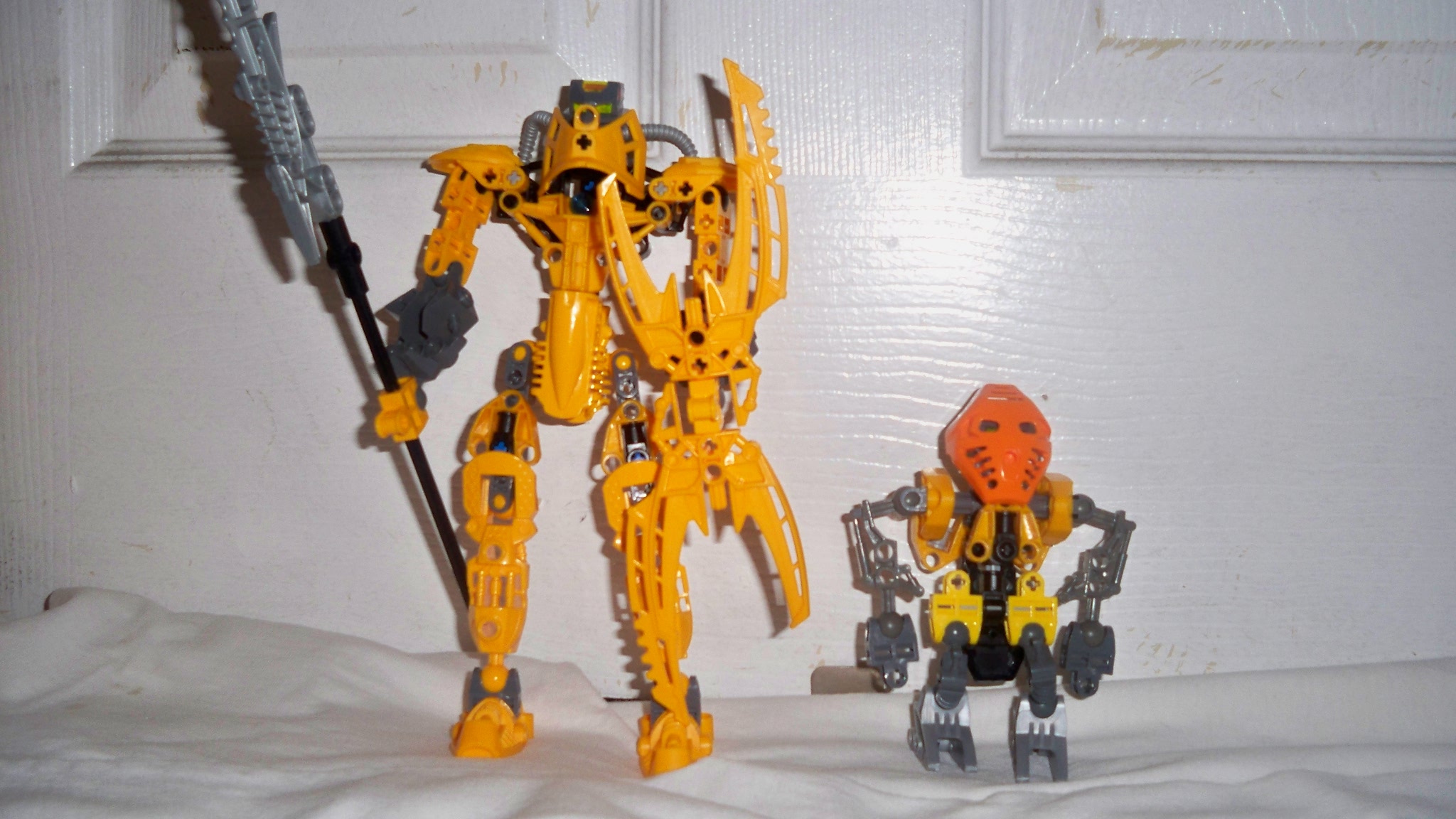 toa_plom_size_compare_02.jpg