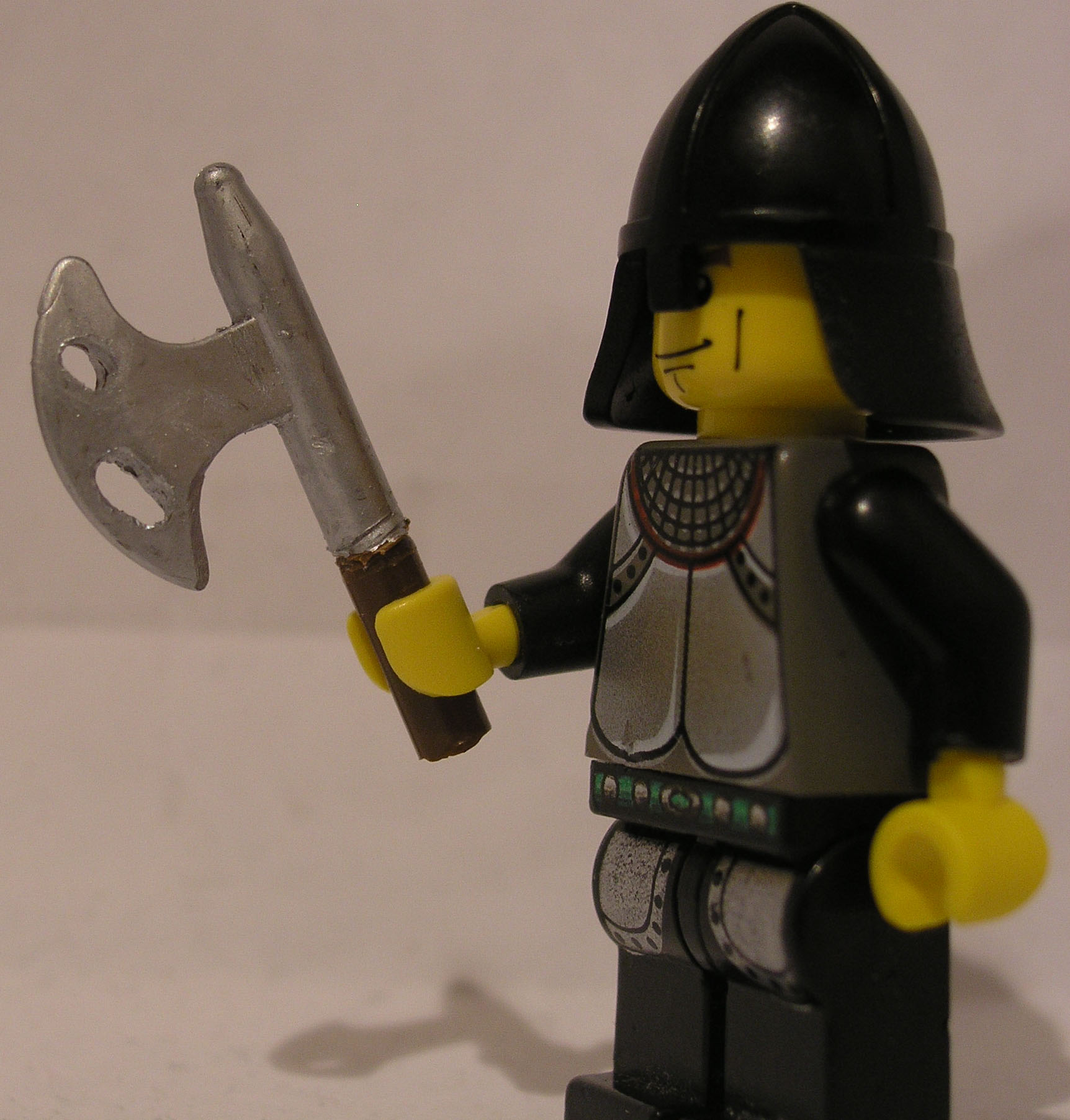 small_axe_with_minifig.jpg