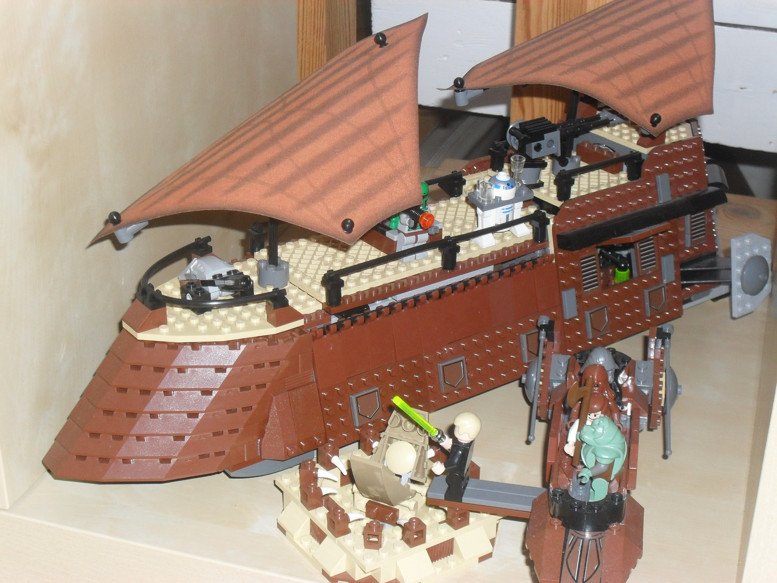 jabba_s_sail_barge_002.jpg