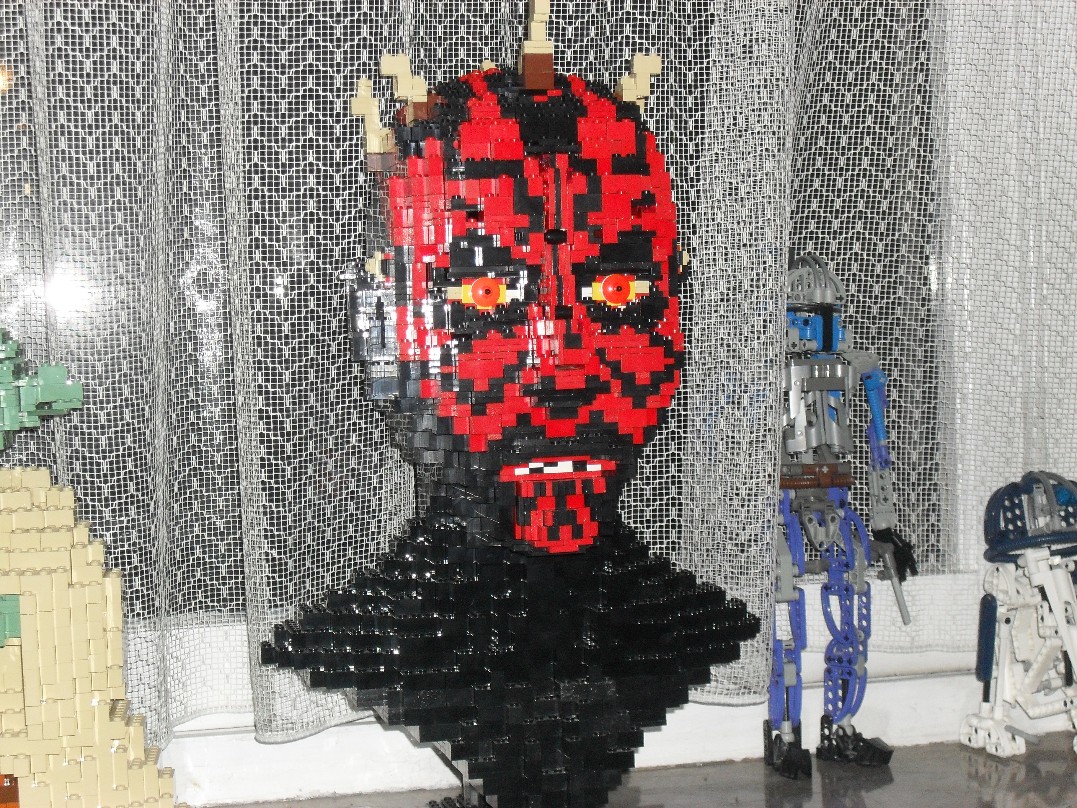 darth_maul_bust_iv.jpg