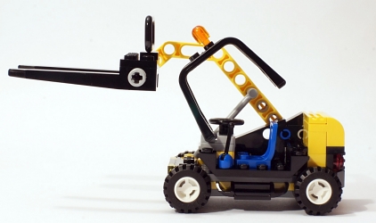 31_forklift_angle4_small.jpg