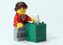 11_minifig_2_small.jpg