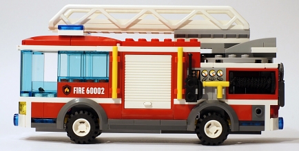 26_fire_truck_left_small.jpg
