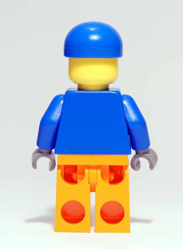 18_minifig_back_big.jpg
