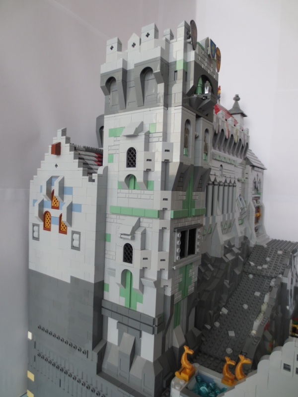 palace19_800.jpg