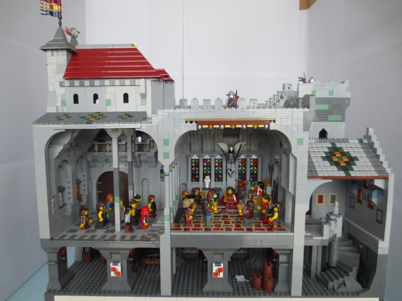 palace2_800.jpg