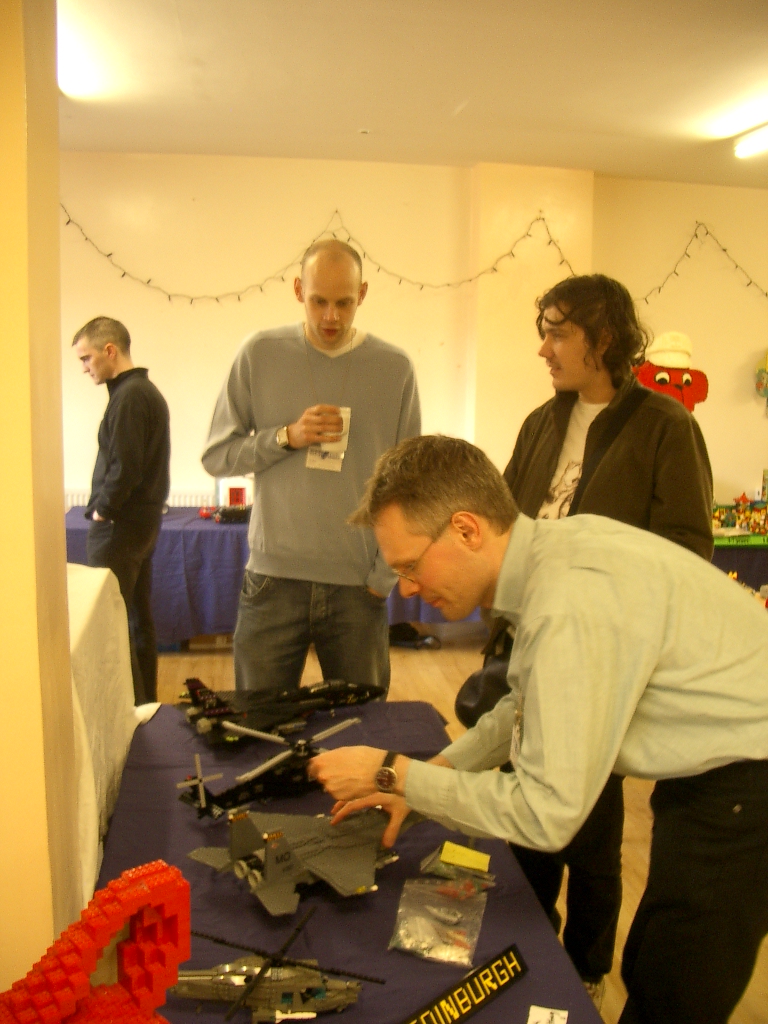 070331agm2.jpg