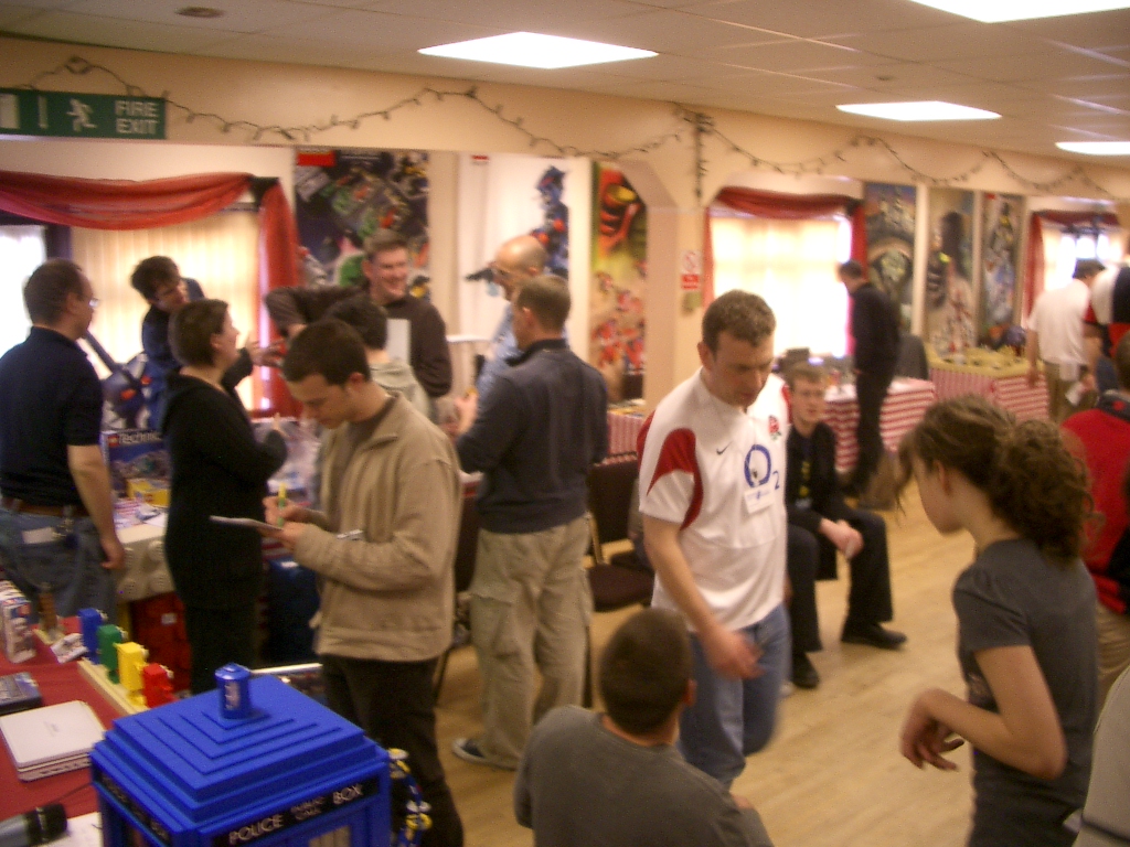 070331agm7.jpg