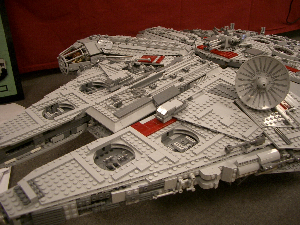 070331agmfalcon2.jpg