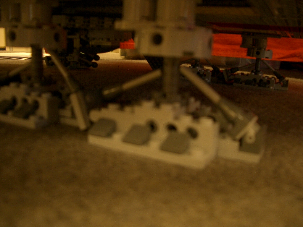 070331agmfalcon6.jpg